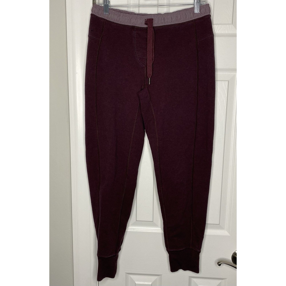 Lululemon Women's Happy Yin Year Sweatpants‎ Joggers Purple Size 8